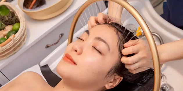 Massage đầu cổ vai gáy thư giãn